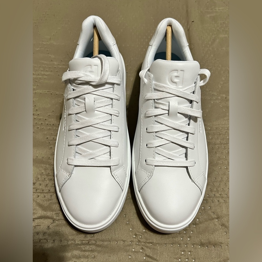 COLE HAAN Women's Grand 360 Crosscourt Daily Sneaker ~ White/Argento -US 9